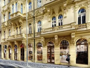 Pronájem obchodního prostoru, Praha - Nové Město, Opletalova, 71 m2