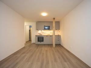 Pronájem bytu 2+kk, Olomouc, Bořivojova, 93 m2