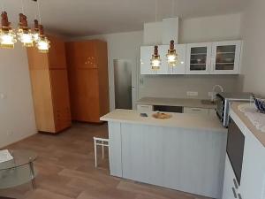 Pronájem bytu 1+kk, Uhlířské Janovice, Hrnčířská, 32 m2
