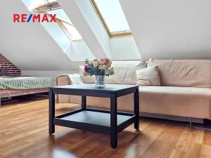 Pronájem bytu 1+kk, Praha - Holešovice, U Uranie, 46 m2
