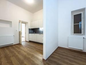 Pronájem bytu 2+kk, Praha - Nové Město, Lípová, 41 m2