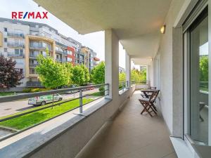 Pronájem bytu 2+kk, Praha - Zličín, Sazovická, 48 m2