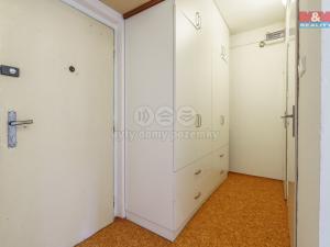 Prodej bytu 1+1, Karlovy Vary, Krymská, 37 m2