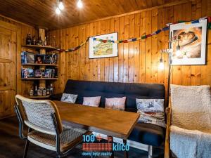 Prodej chalupy, Velké Karlovice, 80 m2