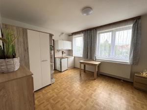 Pronájem bytu 1+kk, Kuřim, Wolkerova, 21 m2