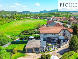 Prodej bytu 3+1, Bavoryně, 67 m2