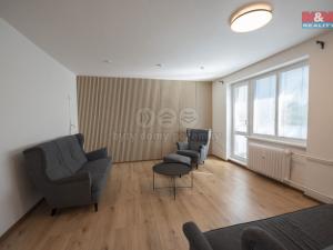 Pronájem bytu 3+1, Hořice, Pod Lipou, 69 m2
