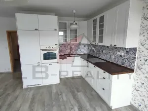 Pronájem bytu 3+kk, Praha - Motol, Jeřabinová, 69 m2