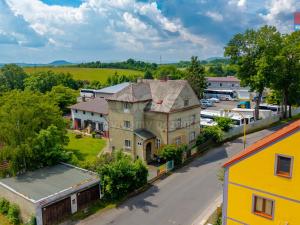 Prodej rodinného domu, Chlumec, Stradovská, 250 m2