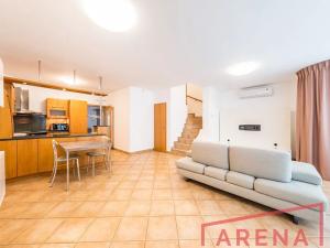 Pronájem rodinného domu, Moravany, 130 m2