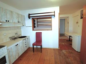 Pronájem bytu 1+kk, Praha - Břevnov, Na rovni, 36 m2