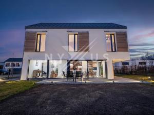 Prodej rodinného domu, Přezletice, Hrušková, 169 m2