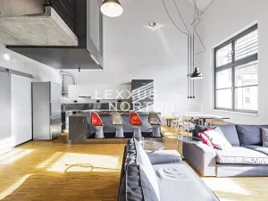 Pronájem atypického bytu, Praha - Holešovice, Na Maninách, 146 m2