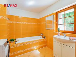 Prodej rodinného domu, Zbiroh, 180 m2