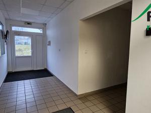 Pronájem výrobních prostor, Planá, Průmyslová, 2247 m2