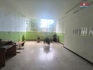 Pronájem bytu 3+kk, Chomutov, Kundratická, 74 m2
