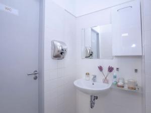 Pronájem obchodního prostoru, Praha - Malešice, Nad úžlabinou, 75 m2