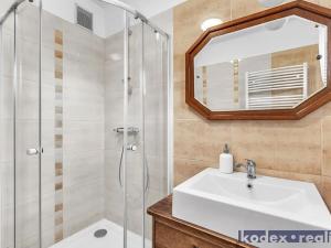 Prodej rodinného domu, Kratonohy, 155 m2