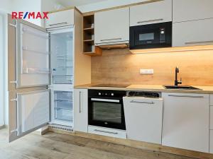 Pronájem bytu 2+kk, Plzeň, Pecháčkova, 51 m2