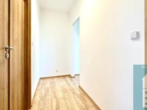 Pronájem bytu 1+1, Kroměříž, Úprkova, 35 m2