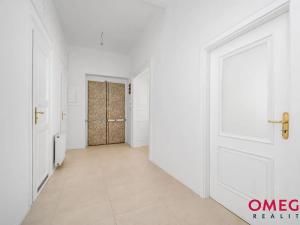 Pronájem bytu 2+1, Praha - Nové Město, Opatovická, 80 m2
