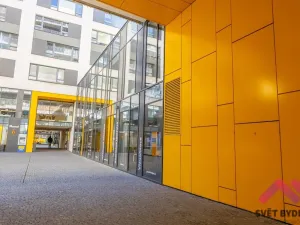 Pronájem kanceláře, Praha - Karlín, Sokolovská, 288 m2