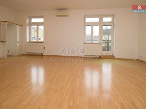 Pronájem bytu 2+kk, Opava - Město, Popská, 67 m2