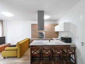 Prodej bytu 2+kk, Praha - Smíchov, Pod Barvířkou, 60 m2