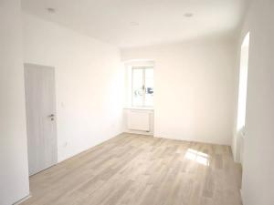 Pronájem bytu 2+kk, Plzeň, Lochotínská, 72 m2