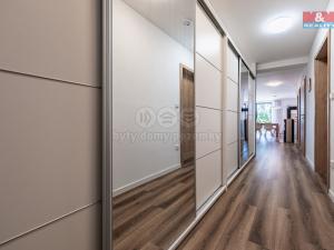 Prodej rodinného domu, Kamenice nad Lipou, Dobšova, 210 m2