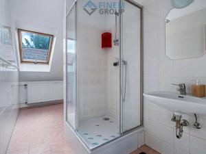 Prodej rodinného domu, Praha - Lipence, 211 m2