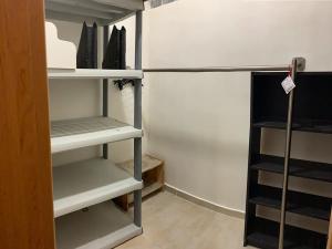 Pronájem bytu 3+kk, Praha - Vysočany, Nemocniční, 83 m2