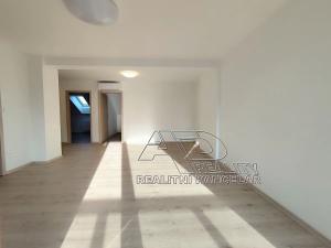 Pronájem atypického bytu, České Budějovice, Fráni Šrámka, 66 m2
