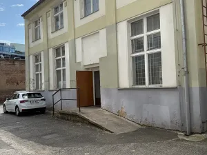 Pronájem skladu, Praha - Holešovice, U průhonu, 361 m2