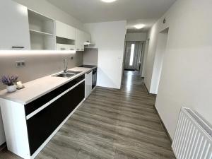 Prodej rodinného domu, Hrušovany u Brna, Havlíčkova, 170 m2