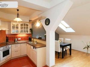 Pronájem bytu 3+kk, Praha - Vinohrady, Sázavská, 110 m2
