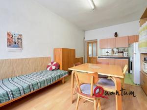 Prodej rodinného domu, Týnec nad Labem, Tyršova, 80 m2