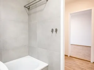 Pronájem bytu 2+kk, Liberec, Seifertova, 45 m2