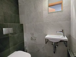 Prodej rodinného domu, Praha - Dolní Měcholupy, U svornosti, 154 m2