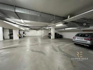 Pronájem garážového stání, Praha - Košíře, Pod školou, 13 m2