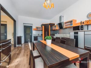Pronájem bytu 2+1, Hradec Králové, Eliščino nábřeží, 80 m2