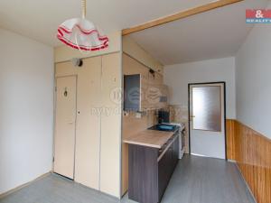 Prodej bytu 3+1, Vsetín, Ohrada, 74 m2