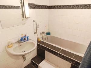Prodej bytu 2+kk, Praha - Holešovice, Jankovcova, 50 m2