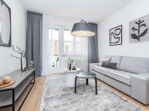 Prodej bytu 3+kk, Praha - Malešice, Počernická, 57 m2