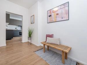 Prodej bytu 3+kk, Praha - Malešice, Počernická, 57 m2