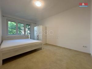 Pronájem bytu 2+1, Klatovy - Klatovy III, Masarykova, 63 m2