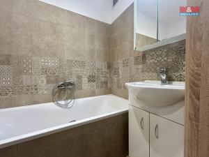 Pronájem bytu 2+1, Klatovy - Klatovy III, Masarykova, 63 m2