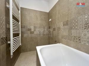 Pronájem bytu 2+1, Klatovy - Klatovy III, Masarykova, 63 m2