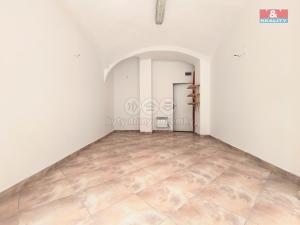 Pronájem obchodního prostoru, Slaný, Husova, 23 m2