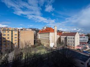 Pronájem bytu 2+kk, Praha - Košíře, Hlaváčkova, 65 m2